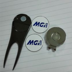 Metal golf gift set divot tools and hat clips ballmarkers