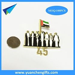 Magnetic metal badge