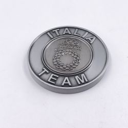 Golf poker chip with embossed logo