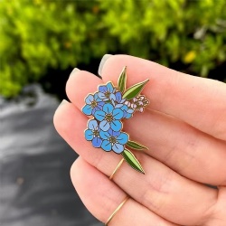 Wholesale Custom Leaf Lapel Pin Custom High Quality Hard Enamel Badge Free Design Personalized Logo Custom Flower Badge